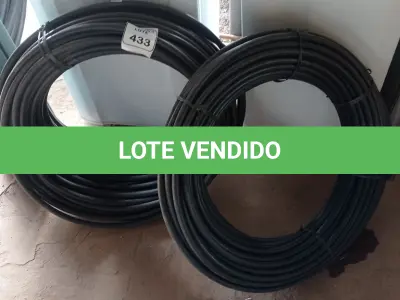 LOTE 433 - 02 ROLOS DE MANGUEIRA. (NO ESTADO) ATENÇÃO! FAZER A VISITAÇÃO ANTES DE ARREMATAR, NÃO SABEMOS SE FUNCIONA. LEILÃO NÃO TEM GARANTIA E NEM DEVOLUÇÃO, SUJEITO A POSSÍVEIS AVARIAS VISÍVEIS/OCULTAS E/OU AUSÊNCIA DE COMPONENTES.
