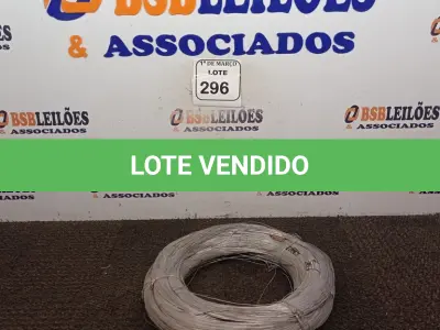 LOTE 296 - 10KG DE ARAME GALVANIZADOS. (NO ESTADO) ATENÇÃO! FAZER A VISITAÇÃO ANTES DE ARREMATAR, NÃO SABEMOS SE FUNCIONA. LEILÃO NÃO TEM GARANTIA E NEM DEVOLUÇÃO, SUJEITO A POSSÍVEIS AVARIAS VISÍVEIS/OCULTAS E/OU AUSÊNCIA DE COMPONENTES.