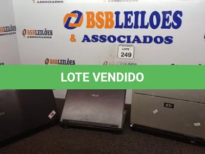 LOTE 249 - 01 NOTEBOOK ASUS, 01 NOTEBOOK SAMSUNG E 01 NOTEBOOK SEMP TOSHIBA.  (NO ESTADO) ATENÇÃO! FAZER A VISITAÇÃO ANTES DE ARREMATAR, NÃO SABEMOS SE FUNCIONA. LEILÃO NÃO TEM GARANTIA E NEM DEVOLUÇÃO, SUJEITO A POSSÍVEIS AVARIAS VISÍVEIS/OCULTAS E/OU AUSÊNCIA DE COMPONENTES.