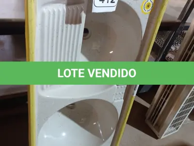 LOTE 412 - 01 TANQUE DE FIBRA MEDINDO 100MX0,51CM.  (NO ESTADO) ATENÇÃO! FAZER A VISITAÇÃO ANTES DE ARREMATAR, NÃO SABEMOS SE FUNCIONA. LEILÃO NÃO TEM GARANTIA E NEM DEVOLUÇÃO, SUJEITO A POSSÍVEIS AVARIAS VISÍVEIS/OCULTAS E/OU AUSÊNCIA DE COMPONENTES.
