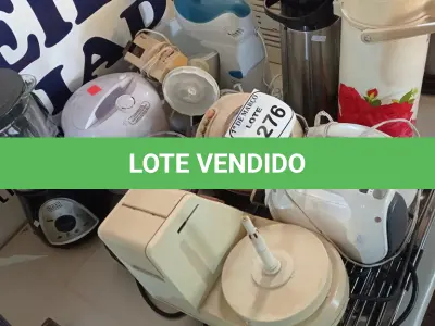 LOTE 276 - 01 LOTE COM CAFETEIRA, BATEDEIRA, PANELA ELÉTRICA, LIGNIFICADO E CHURRASQUEIRA ELÉTRICA. (NO ESTADO) ATENÇÃO! FAZER A VISITAÇÃO ANTES DE ARREMATAR, NÃO SABEMOS SE FUNCIONA. LEILÃO NÃO TEM GARANTIA E NEM DEVOLUÇÃO, SUJEITO A POSSÍVEIS AVARIAS VISÍVEIS/OCULTAS E/OU AUSÊNCIA DE COMPONENTES.
