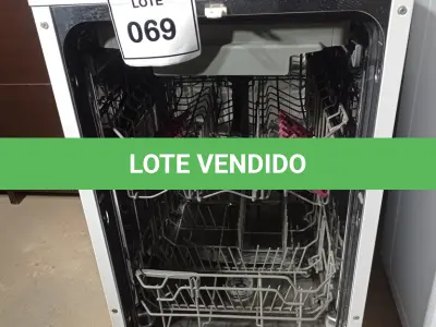 LOTE 069 - 01 MÁQUINA DE LAVAR LOUÇA 220V (DISHWASHER ). (NO ESTADO EM QUE SE ENCONTRA. SUJEITO A AVARIAS OCULTAS/VISÍVEIS.) BF8718S