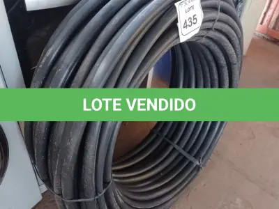 LOTE 435 - 01 ROLO DE MANGUEIRA. (NO ESTADO) ATENÇÃO! FAZER A VISITAÇÃO ANTES DE ARREMATAR, NÃO SABEMOS SE FUNCIONA. LEILÃO NÃO TEM GARANTIA E NEM DEVOLUÇÃO, SUJEITO A POSSÍVEIS AVARIAS VISÍVEIS/OCULTAS E/OU AUSÊNCIA DE COMPONENTES.