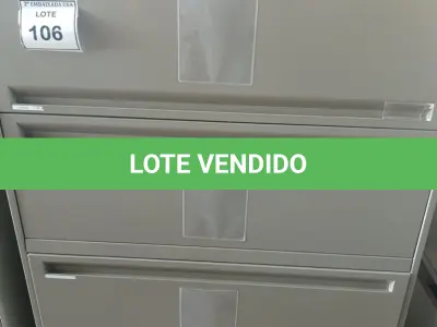LOTE 106 - 01 ARMÁRIO DE FERRO 5 GAVETAS. (NO ESTADO EM QUE SE ENCONTRA. SUJEITO A AVARIAS OCULTAS/VISÍVEIS.)