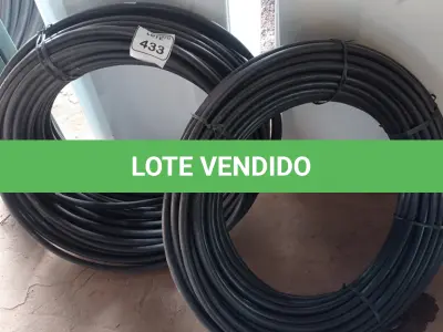 LOTE 433 - 02 ROLOS DE MANGUEIRA. (NO ESTADO) ATENÇÃO! FAZER A VISITAÇÃO ANTES DE ARREMATAR, NÃO SABEMOS SE FUNCIONA. LEILÃO NÃO TEM GARANTIA E NEM DEVOLUÇÃO, SUJEITO A POSSÍVEIS AVARIAS VISÍVEIS/OCULTAS E/OU AUSÊNCIA DE COMPONENTES.