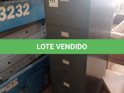 LOTE 111 - 01 ARQUIVO METAL COM 05 GAVETAS. (NO ESTADO EM QUE SE ENCONTRA. SUJEITO A AVARIAS OCULTAS/VISÍVEIS.)