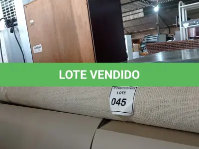 LOTE 045 - 01 RUG (TAPETE). (NO ESTADO EM QUE SE ENCONTRA. SUJEITO A AVARIAS OCULTAS/VISÍVEIS.) BJ7393E