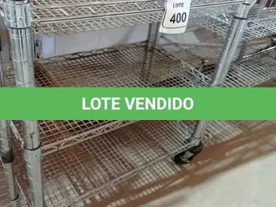 LOTE 400 - 01 CARRINHO PARA SERVIÇO CROMADO. (NO ESTADO) ATENÇÃO! FAZER A VISITAÇÃO ANTES DE ARREMATAR, NÃO SABEMOS SE FUNCIONA. LEILÃO NÃO TEM GARANTIA E NEM DEVOLUÇÃO, SUJEITO A POSSÍVEIS AVARIAS VISÍVEIS/OCULTAS E/OU AUSÊNCIA DE COMPONENTES.