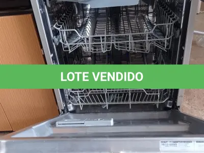 LOTE 105 - 01 MÁQUINA DE LAVAR LOUÇA BRASTEMP 220V. (DISHWASHER) (NO ESTADO EM QUE SE ENCONTRA. SUJEITO A AVARIAS OCULTAS/VISÍVEIS.) BH1503G