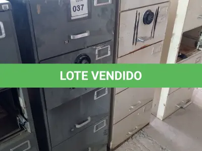 LOTE 037 - 01 COFRE (NO ESTADO EM QUE SE ENCONTRA. SUJEITO A AVARIAS OCULTAS/VISÍVEIS.) BH1466A