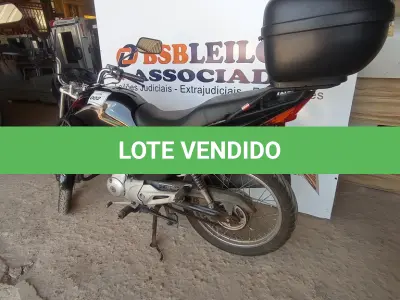 LOTE 002 - 01 HONDA CG 150 TITAN ESD ÁLCOOL/GASOLINA; COR PRETA; ANO 2012/2012. (NO ESTADO)