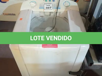 LOTE 307 - 01 MÁQUINA DE LAVAR ROUPAS ELECTROLUX 10KG 220VOLTS. (NO ESTADO) ATENÇÃO! FAZER A VISITAÇÃO ANTES DE ARREMATAR, NÃO SABEMOS SE FUNCIONA. LEILÃO NÃO TEM GARANTIA E NEM DEVOLUÇÃO, SUJEITO A POSSÍVEIS AVARIAS VISÍVEIS/OCULTAS E/OU AUSÊNCIA DE COMPONENTES.