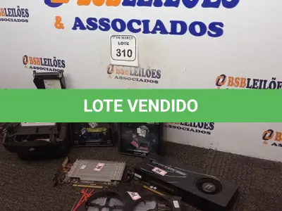LOTE 310 - 01 IMPRESSORA TÉRMICA, 02 LEITORES DE CÓDIGO DE BARRAS E 3 PLACAS DE VÍDEO.  (NO ESTADO) ATENÇÃO! FAZER A VISITAÇÃO ANTES DE ARREMATAR, NÃO SABEMOS SE FUNCIONA. LEILÃO NÃO TEM GARANTIA E NEM DEVOLUÇÃO, SUJEITO A POSSÍVEIS AVARIAS VISÍVEIS/OCULTAS E/OU AUSÊNCIA DE COMPONENTES.