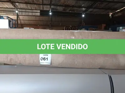 LOTE 061 - 01 RUG (TAPETE). (NO ESTADO EM QUE SE ENCONTRA. SUJEITO A AVARIAS OCULTAS/VISÍVEIS.) AU2411V