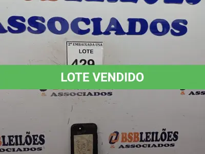 LOTE 429 - 01 IPHONE 8. (NO ESTADO EM QUE SE ENCONTRA. SUJEITO A AVARIAS OCULTAS/VISÍVEIS.)
