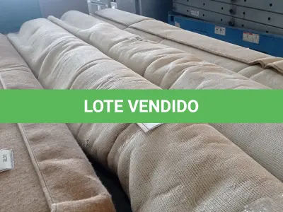 LOTE 177 - 01 RUG (TAPETE). (NO ESTADO EM QUE SE ENCONTRA. SUJEITO A AVARIAS OCULTAS/VISÍVEIS.) BF8573H