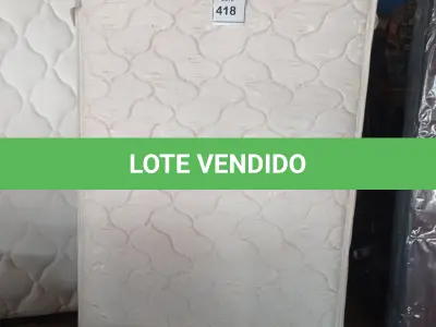 LOTE 418 - 01 MATTRESS TWIN E 01 BOX TWIN. (NO ESTADO EM QUE SE ENCONTRA. SUJEITO A AVARIAS OCULTAS/VISÍVEIS.) BF8513G/ BJ7391M