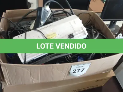 LOTE 277 - 02 CAIXAS COM CABOS DIVERSOS. (NO ESTADO EM QUE SE ENCONTRA. SUJEITO A AVARIAS OCULTAS/VISÍVEIS.)