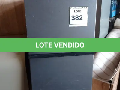 LOTE 382 - 01 GAVETEIRO EM AÇO 02 GAVETAS. (NO ESTADO EM QUE SE ENCONTRA. SUJEITO A AVARIAS OCULTAS/VISÍVEIS.)