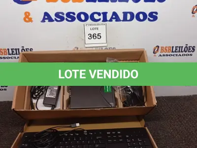 LOTE 365 - 01 CPU HP, MOUSE, TECLADO E CARREGADOR. (NO ESTADO EM QUE SE ENCONTRA. SUJEITO A AVARIAS OCULTAS/VISÍVEIS.) BD0864D