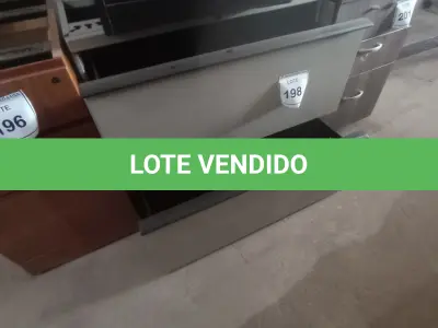 LOTE 198 - 01 ARMÁRIO BAIXO EM AÇO 02 GAVETAS. (NO ESTADO EM QUE SE ENCONTRA. SUJEITO A AVARIAS OCULTAS/VISÍVEIS.)