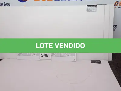 LOTE 348 - 01 CAIXA COM PROTETOR DE TELA GRANDE. (BOX WITH LARGE SCREEN PROTECTOR). (NO ESTADO EM QUE SE ENCONTRA. SUJEITO A AVARIAS OCULTAS/VISÍVEIS.)