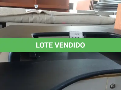 LOTE 269 - 01 VARIDESK PRETA GRANDE. (NO ESTADO EM QUE SE ENCONTRA. SUJEITO A AVARIAS OCULTAS/VISÍVEIS.)