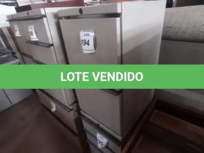LOTE 194 - 01 GAVETEIRO EM AÇO 02 GAVETAS. (NO ESTADO EM QUE SE ENCONTRA. SUJEITO A AVARIAS OCULTAS/VISÍVEIS.)