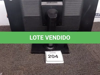LOTE 204 - 01 MONITOR SAMSUNG. (NO ESTADO EM QUE SE ENCONTRA. SUJEITO A AVARIAS OCULTAS/VISÍVEIS.) BF8654V