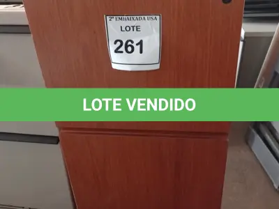LOTE 261 - 01 GAVETEIRO COM 2 GAVETAS. (NO ESTADO EM QUE SE ENCONTRA. SUJEITO A AVARIAS OCULTAS/VISÍVEIS.)