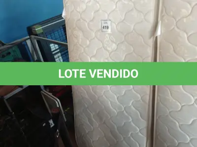 LOTE 419 - 01 BOX TWIN E 01 MATTRESS TWIN. (NO ESTADO EM QUE SE ENCONTRA. SUJEITO A AVARIAS OCULTAS/VISÍVEIS.) BF8512V/ BF8513J