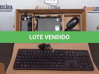LOTE 214 - 01 CPU HP, MOUSE, TECLADO E CARREGADOR.  (NO ESTADO EM QUE SE ENCONTRA. SUJEITO A AVARIAS OCULTAS/VISÍVEIS.) BD1196Y