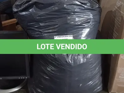 LOTE 345 - 02 SACOS DE CORTINAS. (NO ESTADO EM QUE SE ENCONTRA. SUJEITO A AVARIAS OCULTAS/VISÍVEIS.)