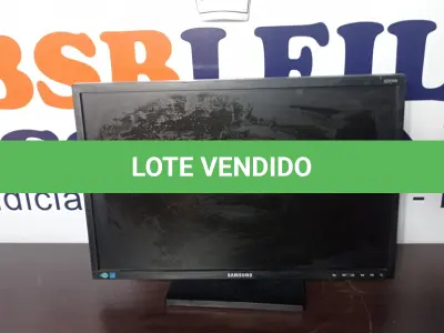 LOTE 225 - 01 MONITOR SAMSUNG 04J4 HCLHC01670. (NO ESTADO EM QUE SE ENCONTRA. SUJEITO A AVARIAS OCULTAS/VISÍVEIS.)0434