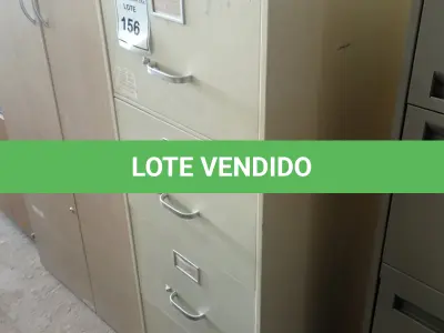 LOTE 156 - 01 ARMÁRIO ARQUIVO, FERRO, 5 GAVETAS. (NO ESTADO EM QUE SE ENCONTRA. SUJEITO A AVARIAS OCULTAS/VISÍVEIS.)