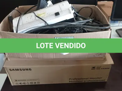 LOTE 277 - 02 CAIXAS COM CABOS DIVERSOS. (NO ESTADO EM QUE SE ENCONTRA. SUJEITO A AVARIAS OCULTAS/VISÍVEIS.)