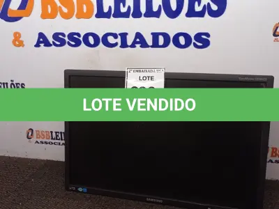 LOTE 296 - 01 MONITOR SAMSUNG Z6LBHCLD9000413M. (NO ESTADO EM QUE SE ENCONTRA. SUJEITO A AVARIAS OCULTAS/VISÍVEIS.)