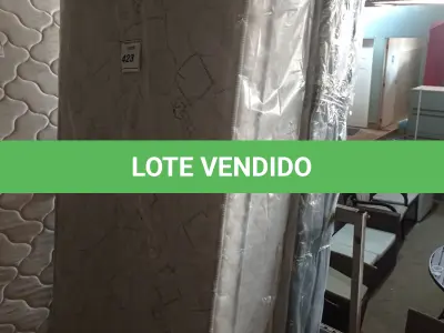 LOTE 423 - 01 BOX TWIN E 01 MATTRESS TWIN. (NO ESTADO EM QUE SE ENCONTRA. SUJEITO A AVARIAS OCULTAS/VISÍVEIS.) AV9528H/ BF8611H