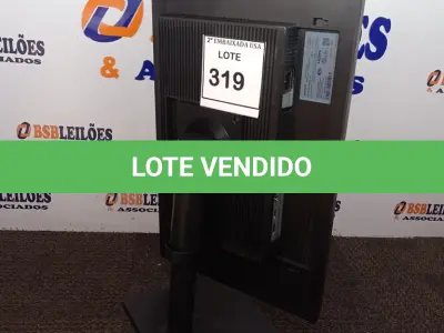 LOTE 319 - 01 MONITOR SAMSUNG. (NO ESTADO EM QUE SE ENCONTRA. SUJEITO A AVARIAS OCULTAS/VISÍVEIS.) BF8654W