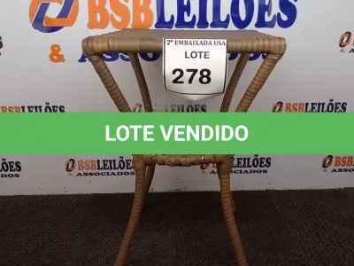 LOTE 278 - 01 GARDEN END TABLE. (MESA DE CANTO DE JARDIM) (NO ESTADO EM QUE SE ENCONTRA. SUJEITO A AVARIAS OCULTAS/VISÍVEIS.) BH1542J