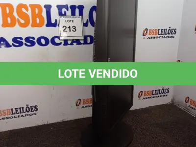 LOTE 213 - 01 MONITOR SAMSUMG. (NO ESTADO EM QUE SE ENCONTRA. SUJEITO A AVARIAS OCULTAS/VISÍVEIS.)