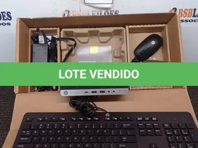 LOTE 214 - 01 CPU HP, MOUSE, TECLADO E CARREGADOR.  (NO ESTADO EM QUE SE ENCONTRA. SUJEITO A AVARIAS OCULTAS/VISÍVEIS.) BD1196Y