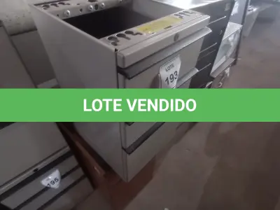 LOTE 193 - 01 GAVETEIRO EM AÇO 03 GAVETAS. (NO ESTADO EM QUE SE ENCONTRA. SUJEITO A AVARIAS OCULTAS/VISÍVEIS.)