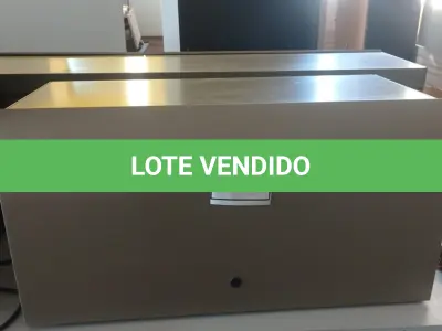 LOTE 147 - 01 ARMÁRIO SUSPENSO EM AÇO. (NO ESTADO EM QUE SE ENCONTRA. SUJEITO A AVARIAS OCULTAS/VISÍVEIS.)