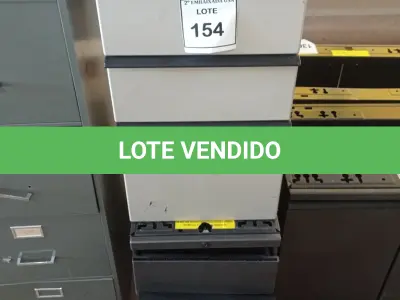 LOTE 154 - 02 GAVETEIROS EM AÇO 03 GAVETAS. (NO ESTADO EM QUE SE ENCONTRA. SUJEITO A AVARIAS OCULTAS/VISÍVEIS.)
