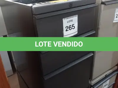 LOTE 265 - 01 GAVETEIRO EM AÇO 03 GAVETAS. (NO ESTADO EM QUE SE ENCONTRA. SUJEITO A AVARIAS OCULTAS/VISÍVEIS.)