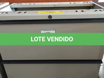 LOTE 166 - 01 ARMÁRIO EM AÇO COM 02 GAVETAS. (NO ESTADO EM QUE SE ENCONTRA. SUJEITO A AVARIAS OCULTAS/VISÍVEIS.)