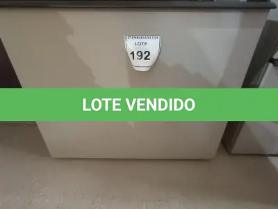 LOTE 192 - 01 ARMÁRIO BAIXO EM AÇO 02 GAVETAS. (NO ESTADO EM QUE SE ENCONTRA. SUJEITO A AVARIAS OCULTAS/VISÍVEIS.)