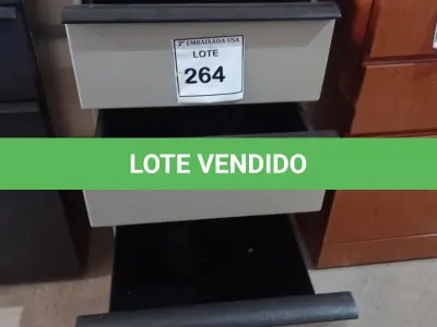 LOTE 264 - 01 GAVETEIRO EM AÇO 03 GAVETAS. (NO ESTADO EM QUE SE ENCONTRA. SUJEITO A AVARIAS OCULTAS/VISÍVEIS.)