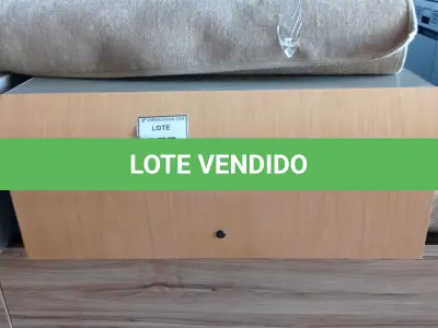 LOTE 377 - 01 ARMÁRIO EM AÇO SUSPENSO. (NO ESTADO EM QUE SE ENCONTRA. SUJEITO A AVARIAS OCULTAS/VISÍVEIS.)